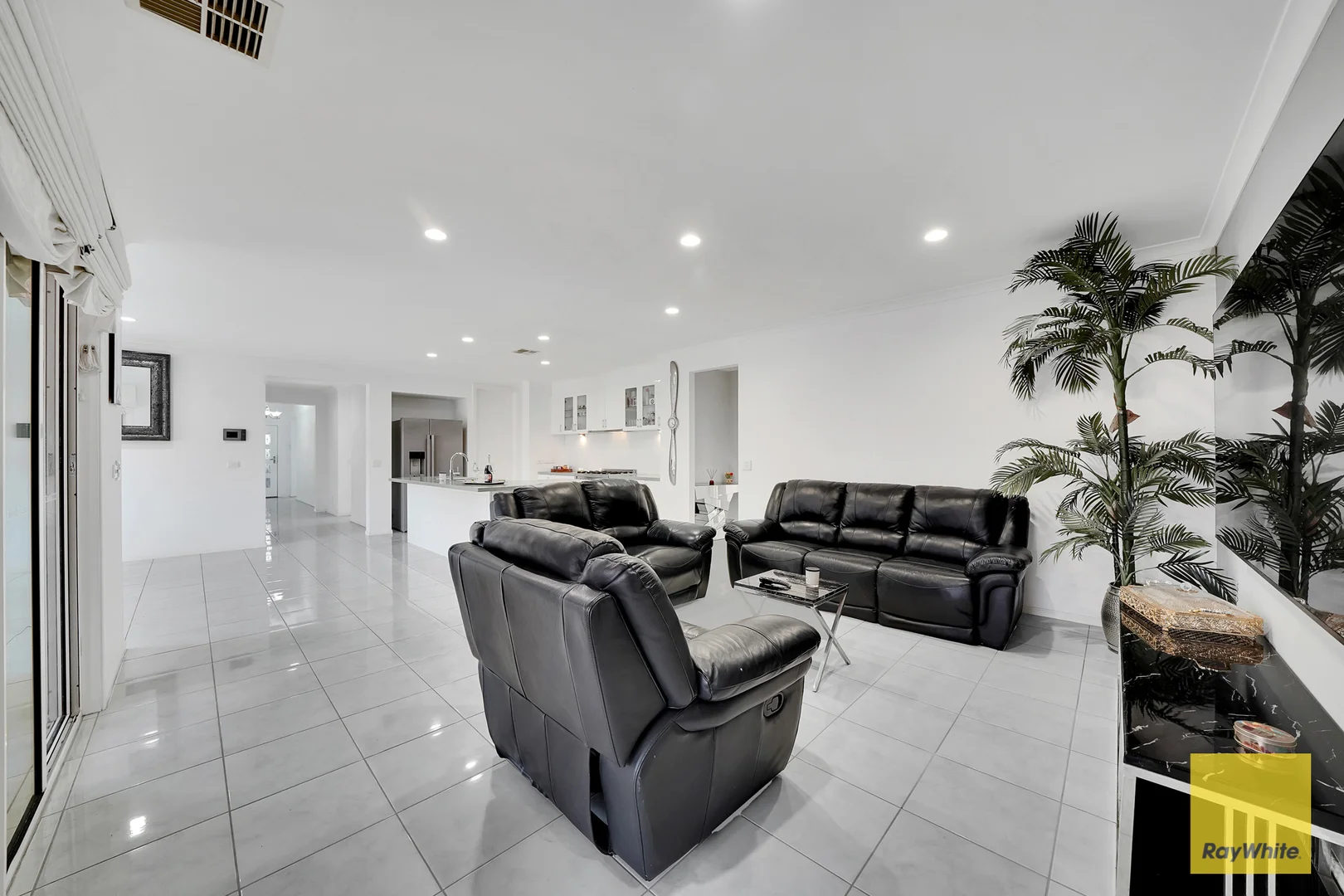 Additional image 10 of 2 Atherton Avenue, Burnside Heights VIC 3023