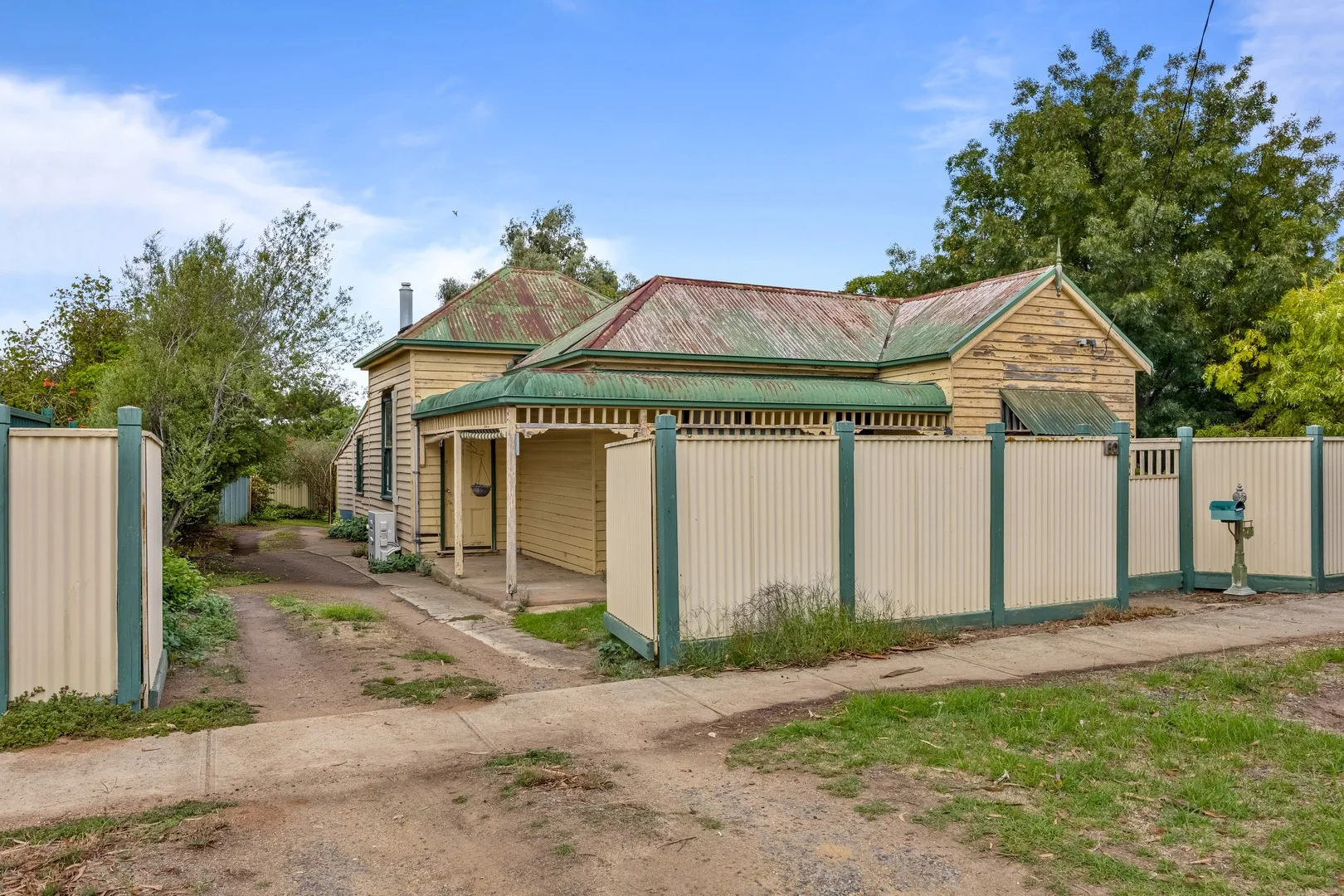 60 Moore Street, Ararat VIC 3377 photo 2