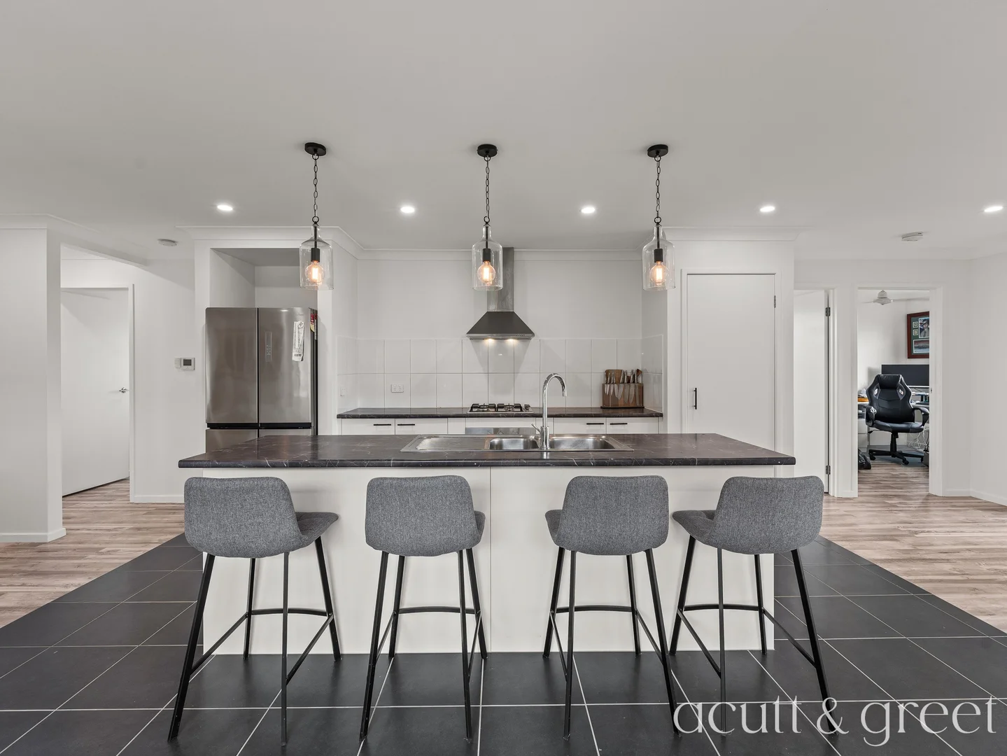 Additional image 5 of 45 Peregrine Drive, Lowood QLD 4311