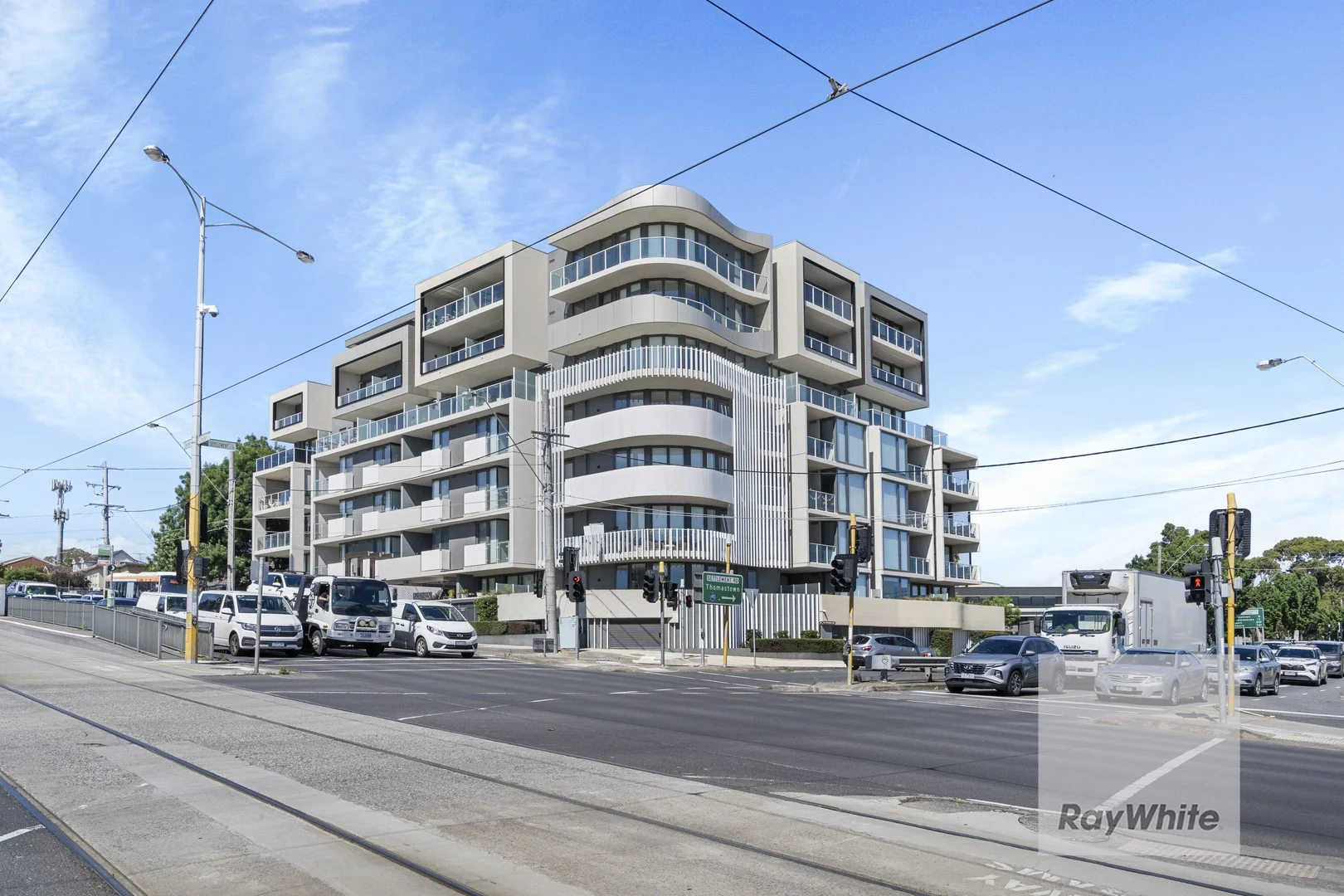 215/21 Plenty Road, Bundoora VIC 3083