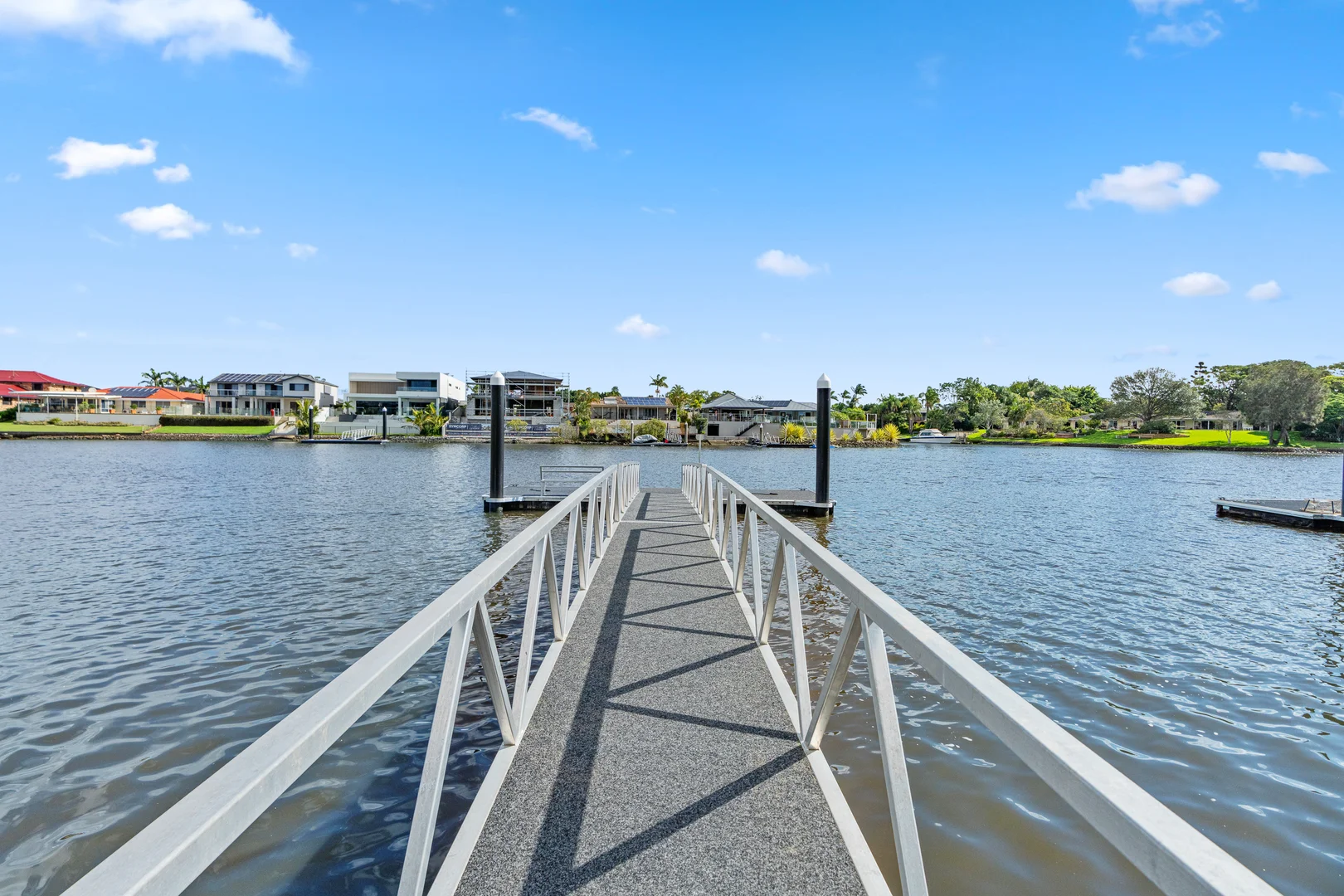 Additional image 29 of 125 Sir Bruce Small Boulevard, Benowa Waters QLD 4217