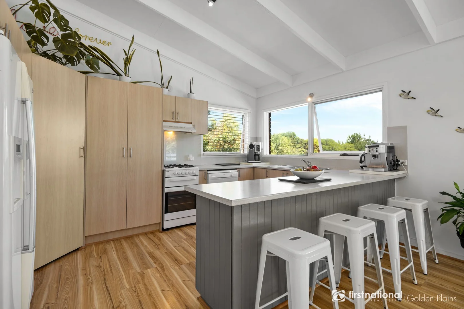 Additional image 2 of 13 Somerset Court, Bannockburn VIC 3331