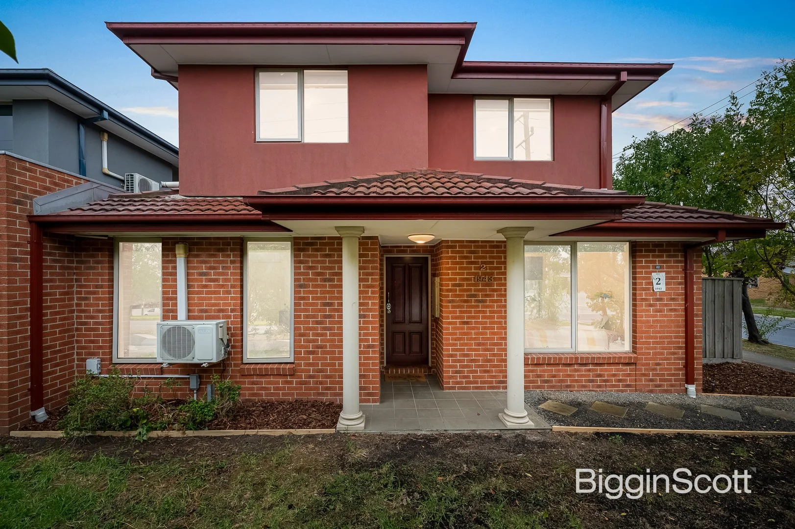 2/1943 Dandenong Road, Clayton VIC 3168