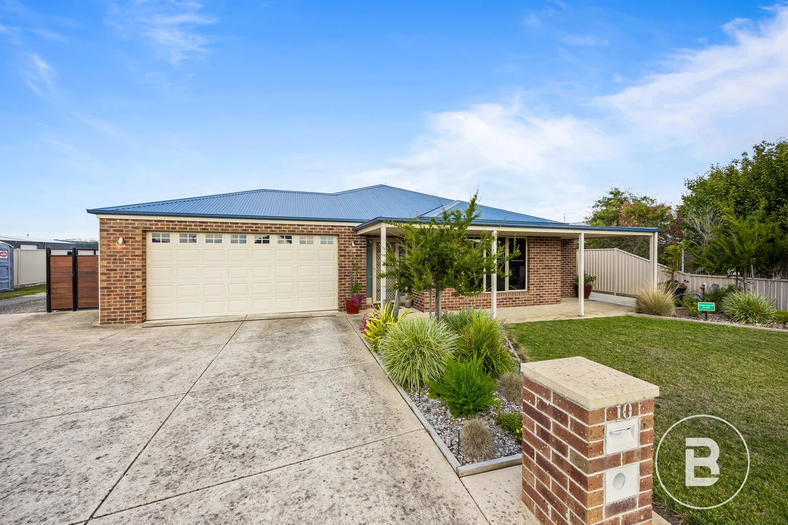 10 Westcliffe Crescent, Sebastopol VIC 3356