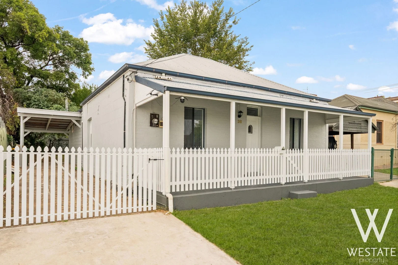 28 Lambert Street, Bathurst NSW 2795