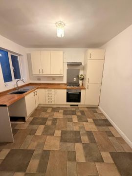 North Hill Road, Mount Pleasant, Swansea SA1