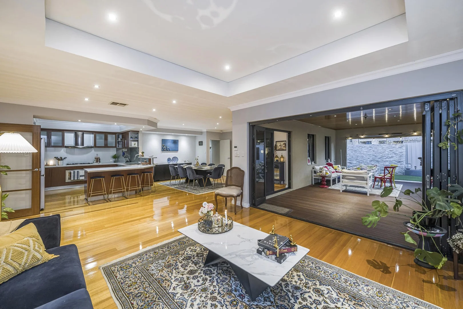 15 Cherrywood Avenue, Dianella WA 6059