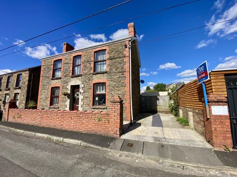 Factory Road, Clydach, Swansea, City And County Of Swansea. SA6