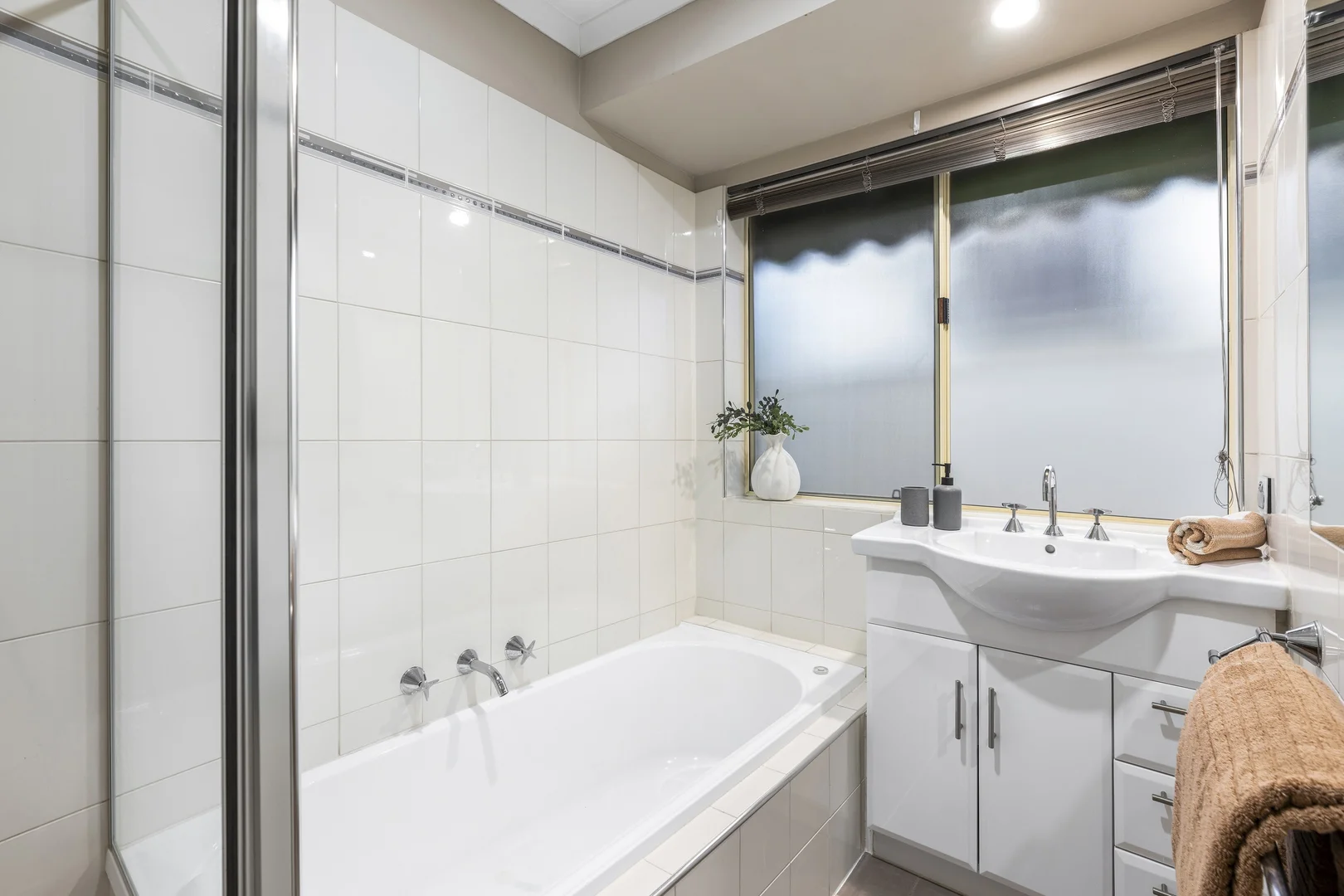 Additional image 13 of 52 Canterbury Drive, Salisbury Heights SA 5109