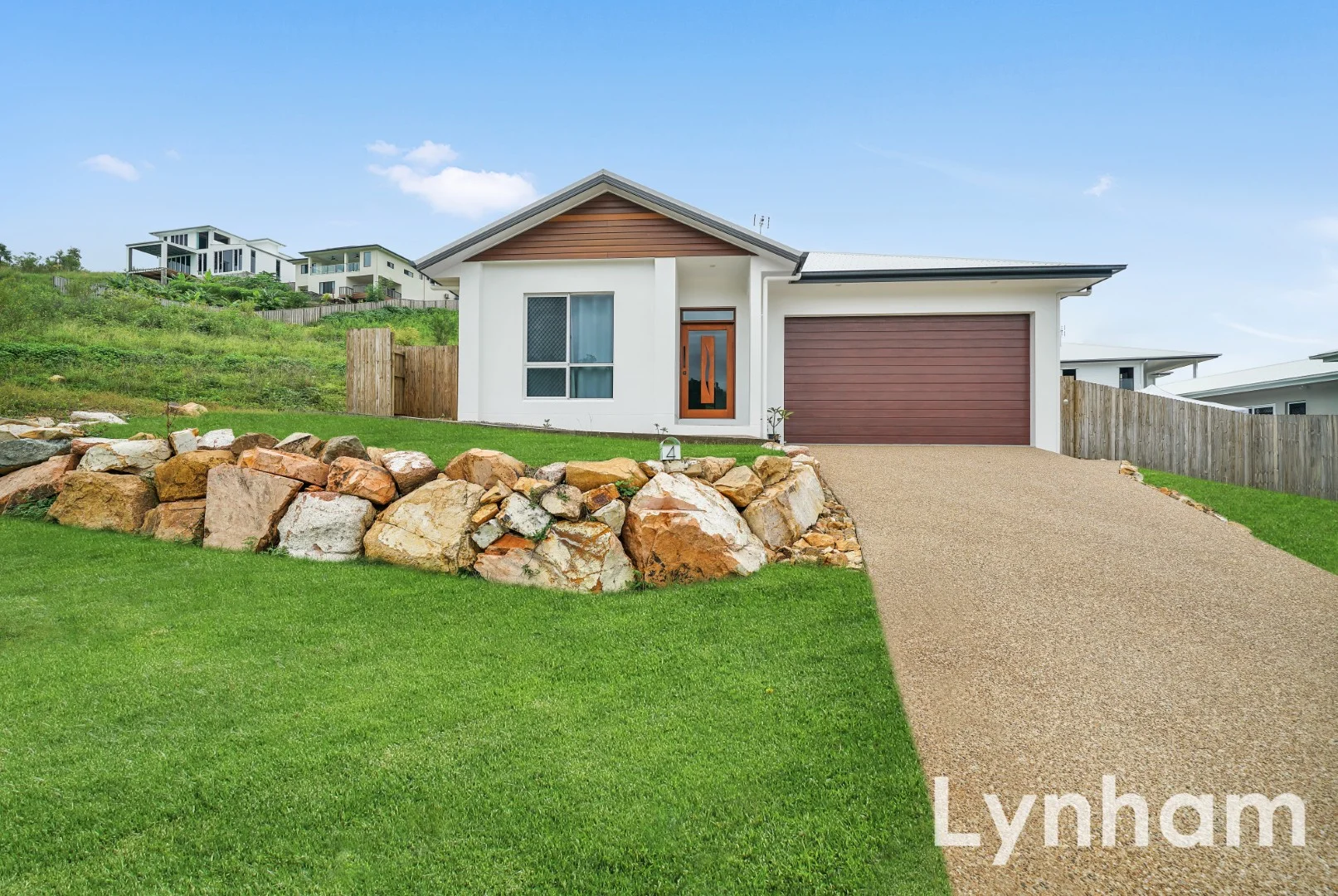 4 Blue Coolabah Close, Douglas QLD 4814