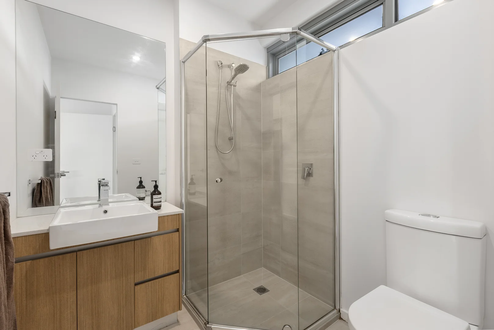 Additional image 16 of 107/8-10 Barkly Street, Brunswick East VIC 3057