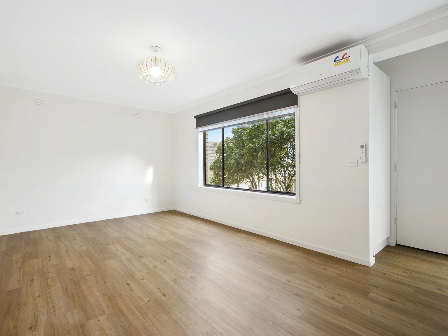 Additional image 3 of 7/28 Lucerne Avenue, Mornington VIC 3931