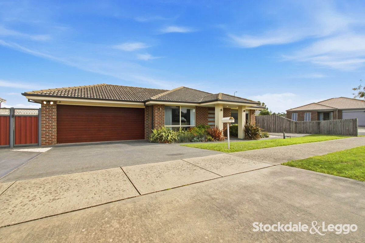 31 Sweetwater Place, Moe VIC 3825
