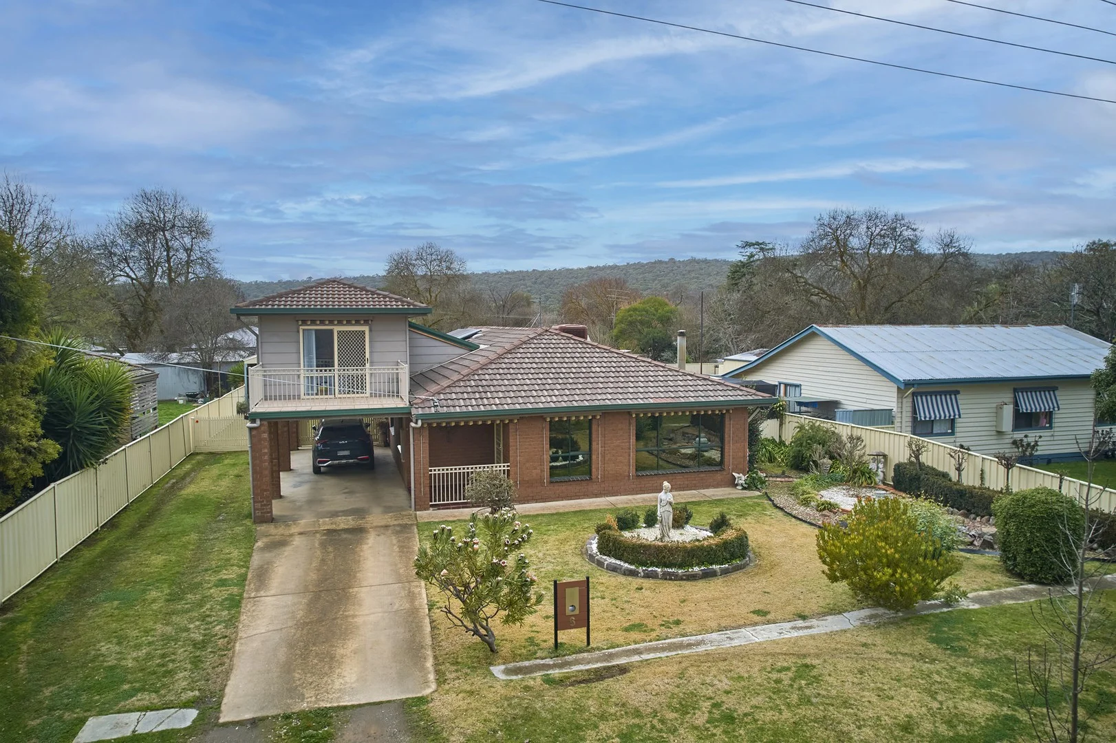 6 Ebden Street, Heathcote VIC 3523