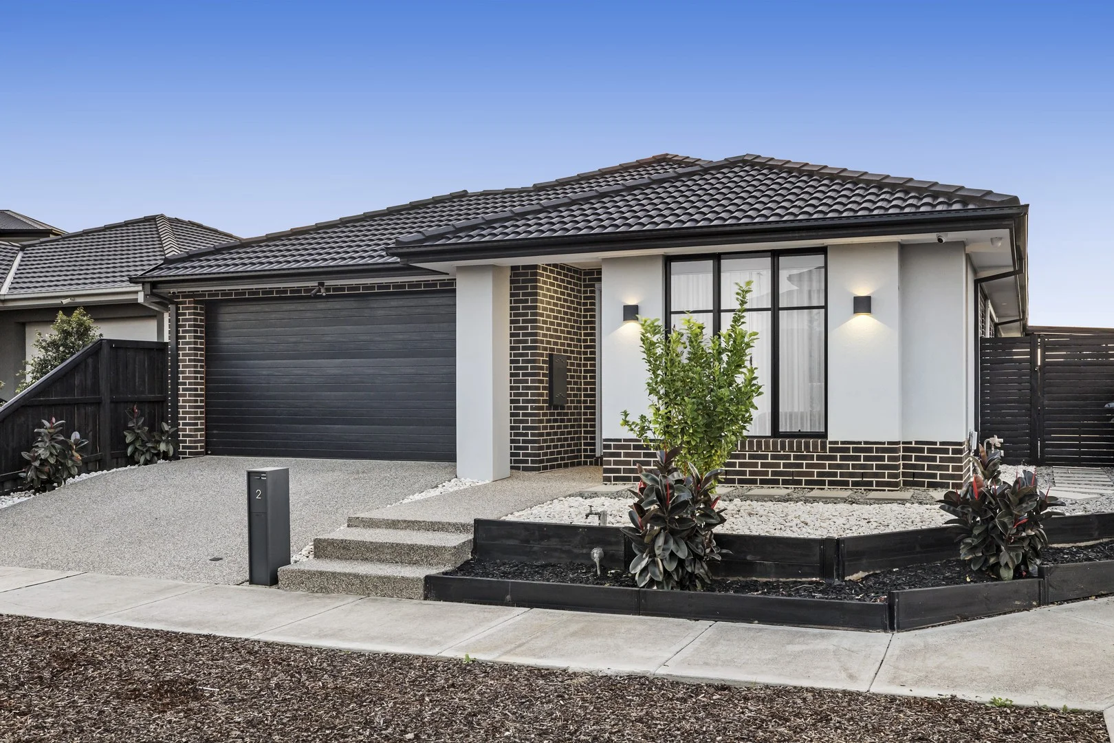 2 Persano Way, Taylors Lakes VIC 3038