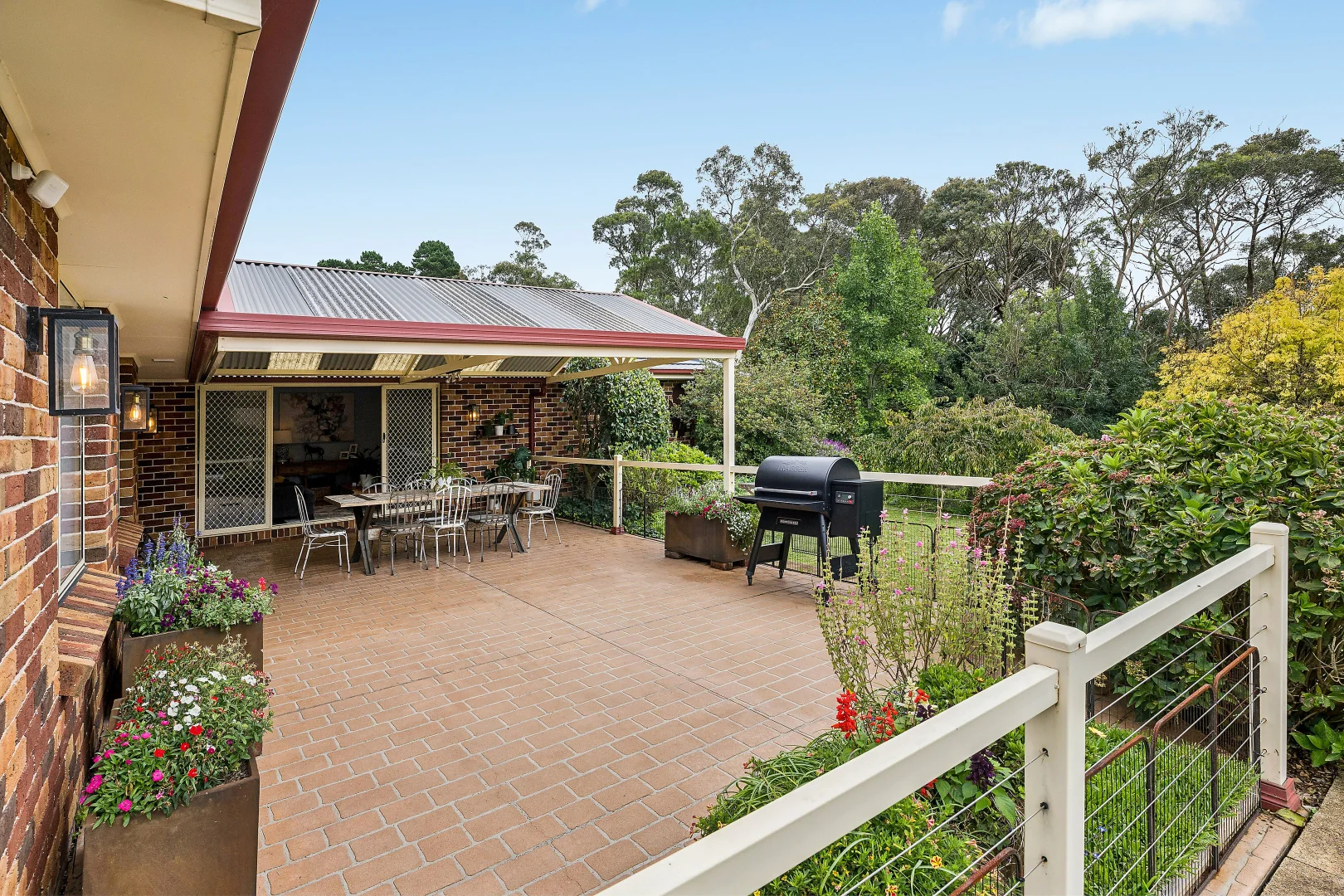 81 Sinclair Crescent, Wentworth Falls NSW 2782 photo 5