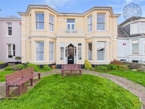 Ladywell Place, Plymouth PL4