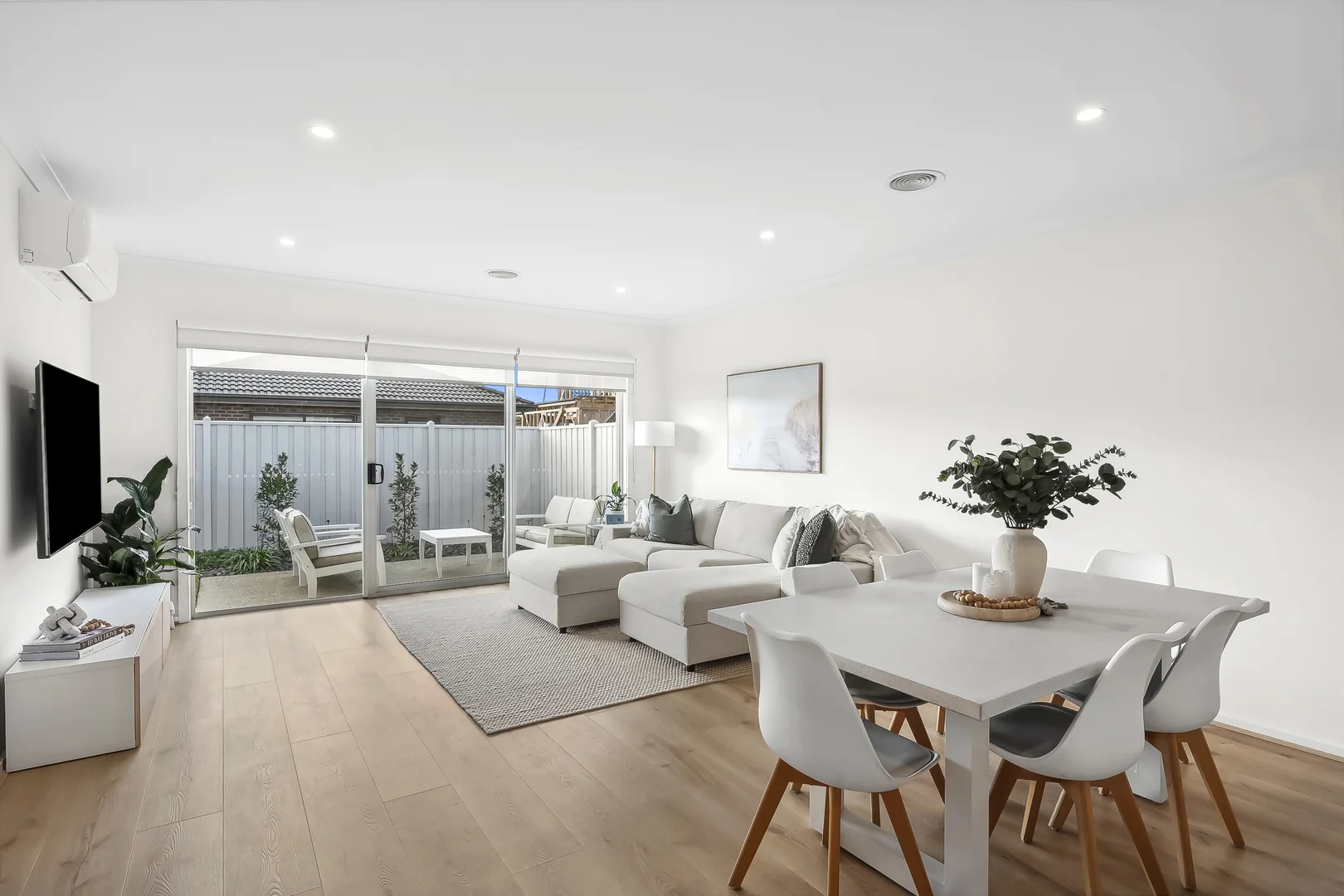 8 Grevillea Drive, Mount Duneed VIC 3217 photo 5
