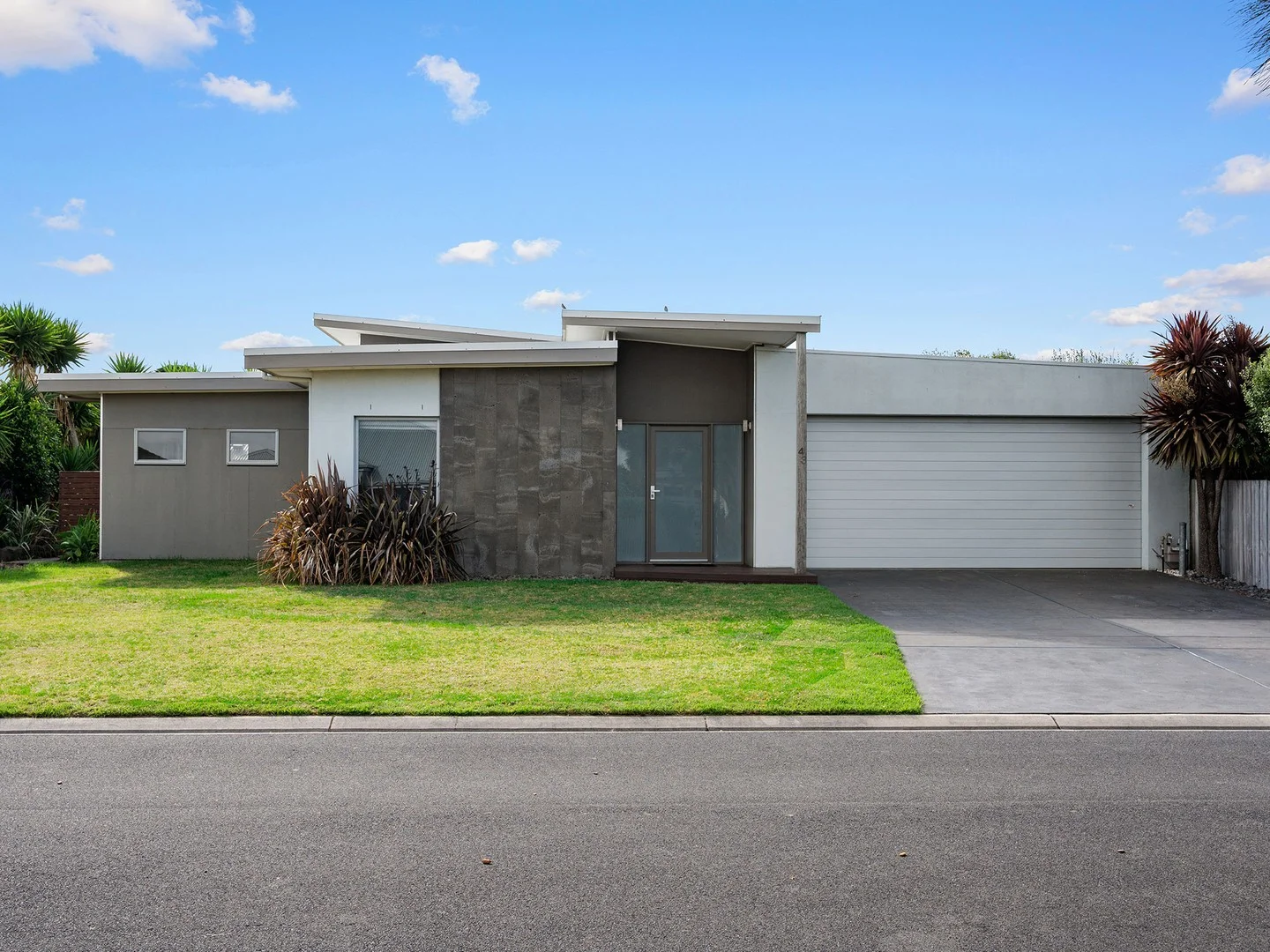 43 Baden Powell Drive, Port Fairy VIC 3284