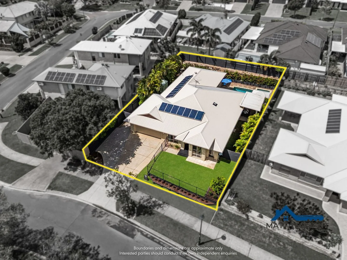 14 Valencia Springs Drive, Redland Bay QLD 4165