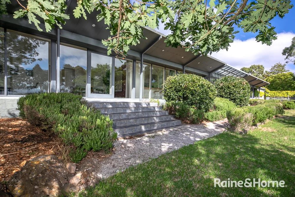 Additional image 2 of 42 Rockglen Way, Gisborne VIC 3437