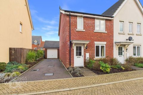 Woodpecker Way, Queens Hill, Norwich NR8