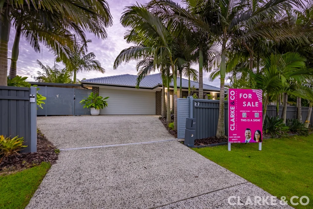 27 Pineview Drive, Beerwah QLD 4519