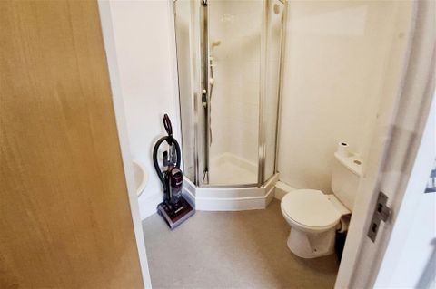Ty John Penri, Swansea SA1
