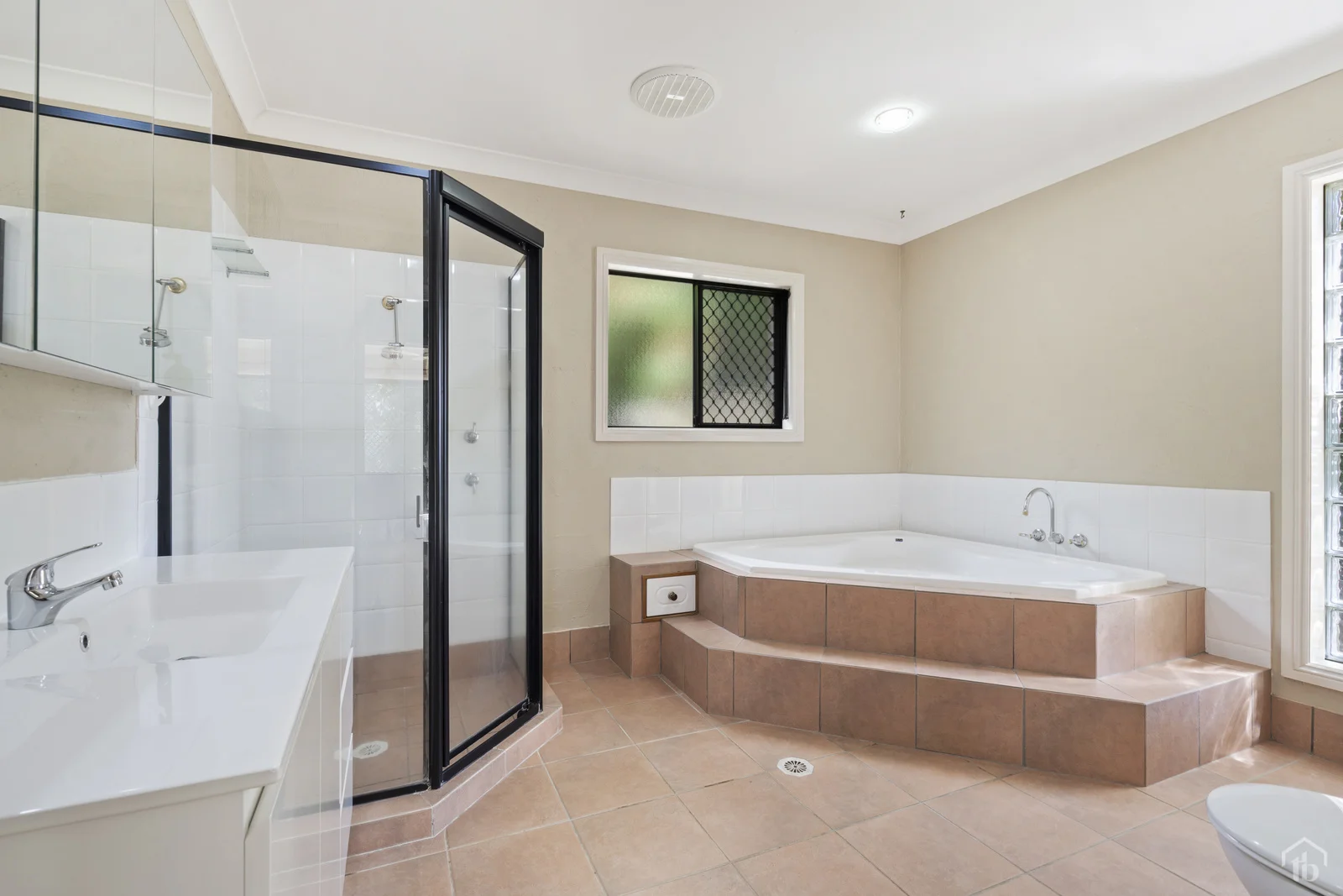 Additional image 8 of 18 Gladioli Avenue, Terranora NSW 2486