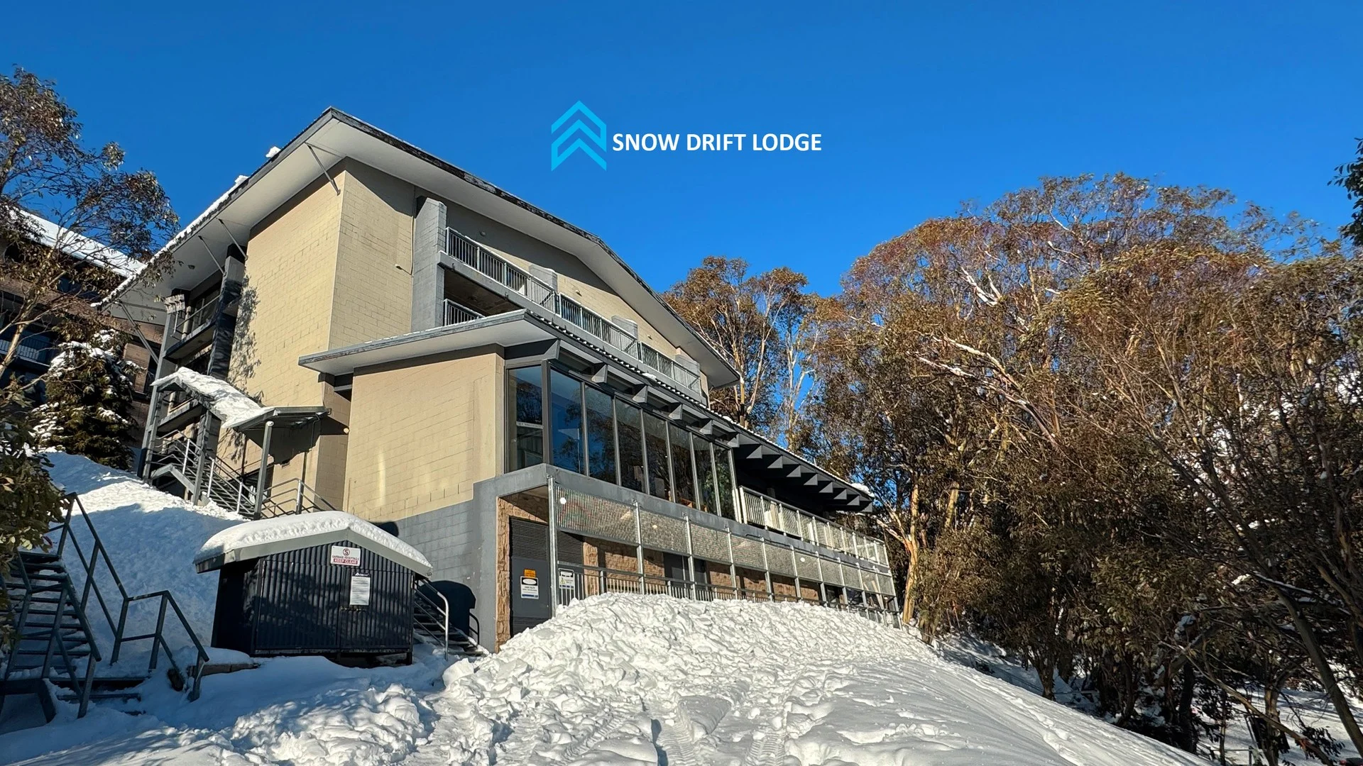 15 Falls Creek Road, Falls Creek VIC 3699