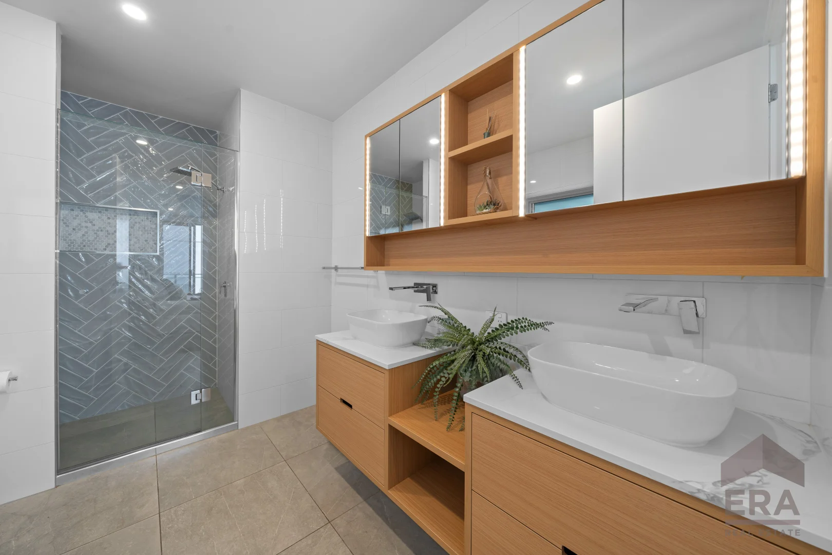 Additional image 18 of 5/4 Twenty Seventh Avenue, Palm Beach QLD 4221