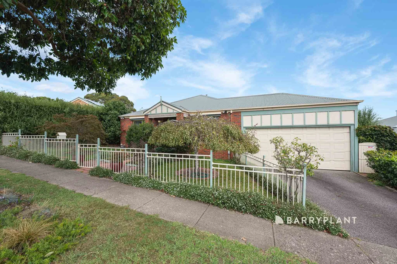 Additional image 2 of 8 Davey Drive, Drouin VIC 3818