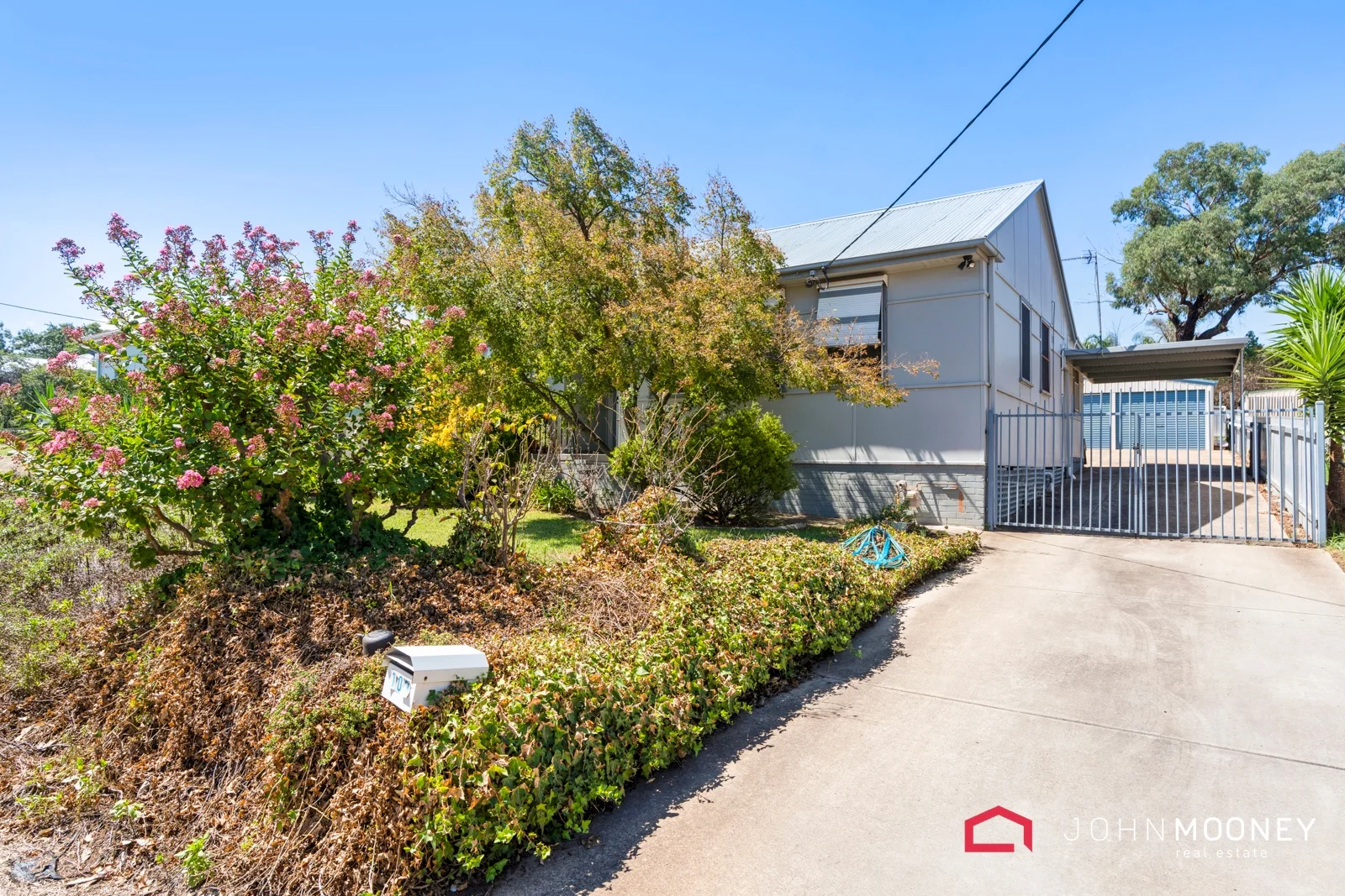 Additional image 5 of 103 Mitchelmore Street, Mount Austin NSW 2650
