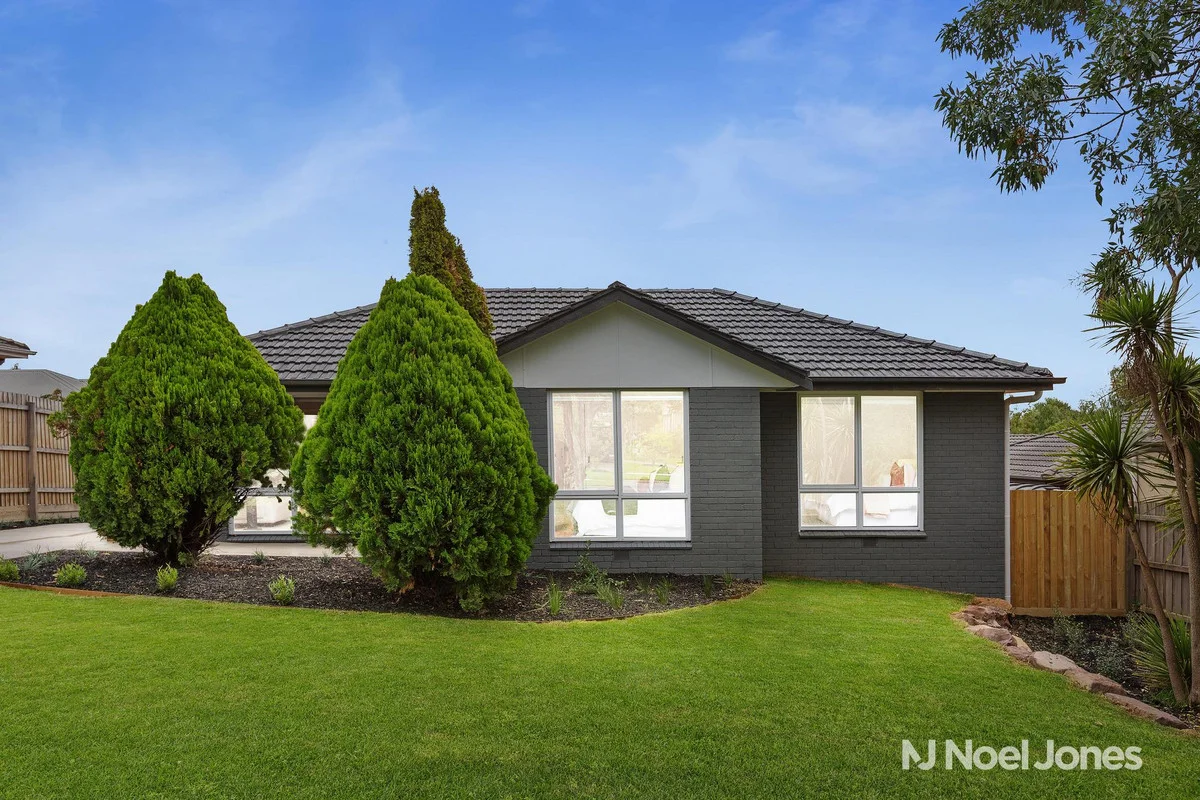 1/10 Bridges Avenue, Mooroolbark VIC 3138