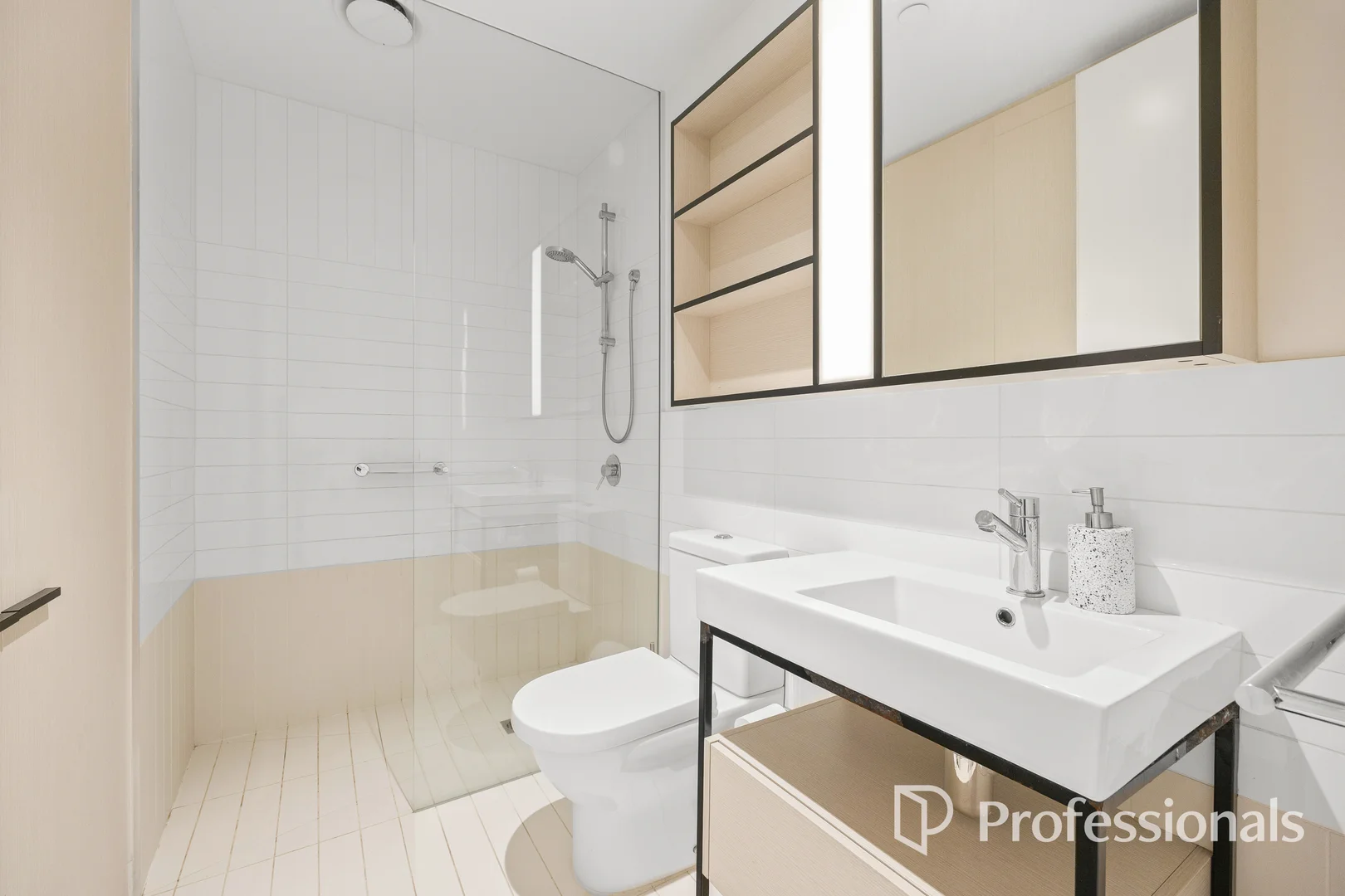 Additional image 14 of 8/33 Quay Boulevard, Werribee South VIC 3030