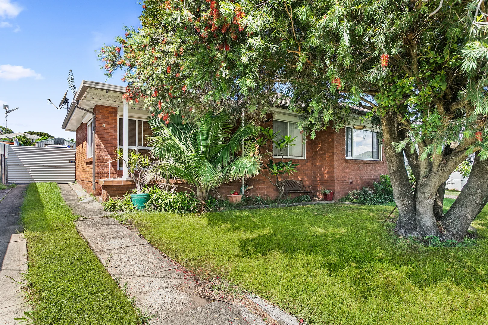 Additional image 2 of 4 Lake Entrance Road, Oak Flats NSW 2529