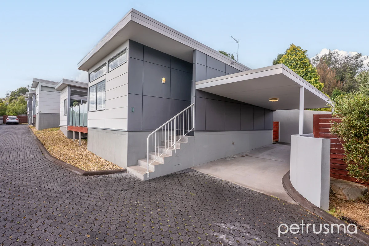 1/66 Hillborough Road, South Hobart TAS 7004