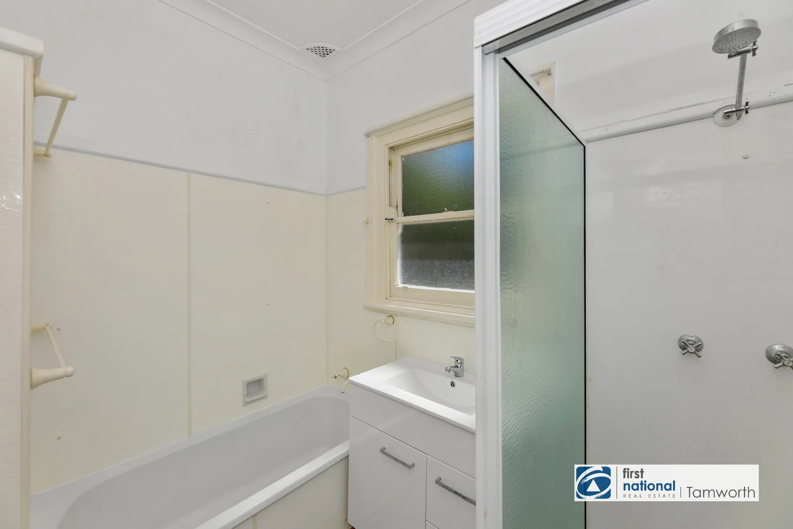Additional image 8 of 6 Varley Avenue, Tamworth NSW 2340