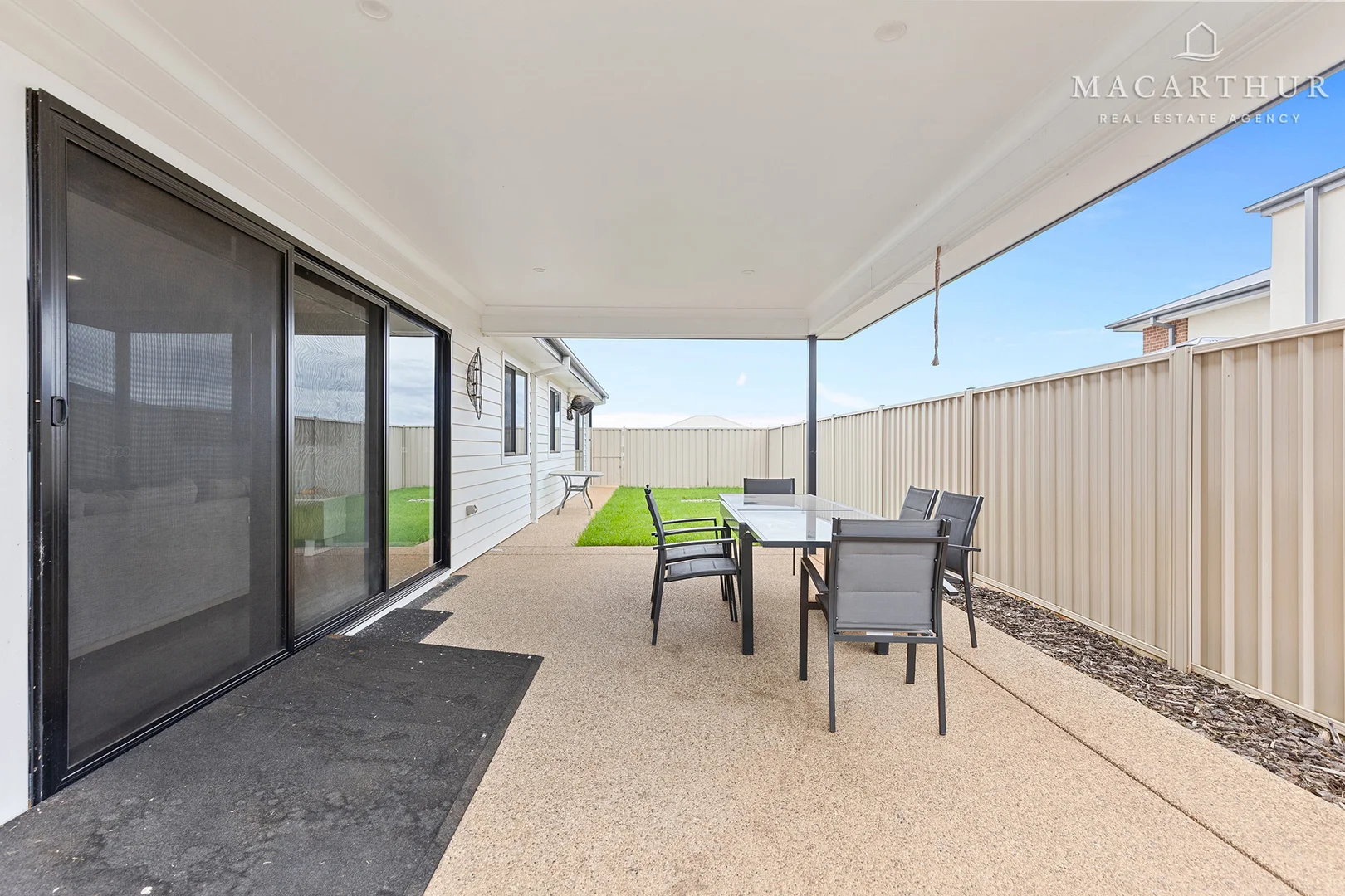 Additional image 4 of 2 Wyoming Avenue, Gobbagombalin NSW 2650