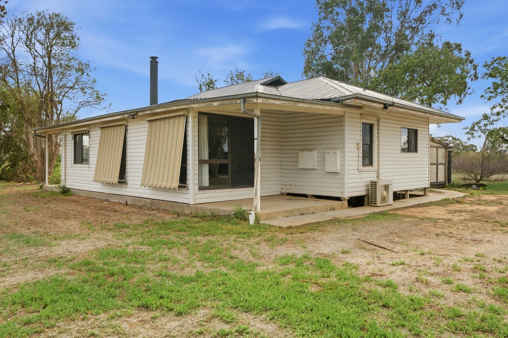 41 Singapore Rd, Yarroweyah VIC 3644