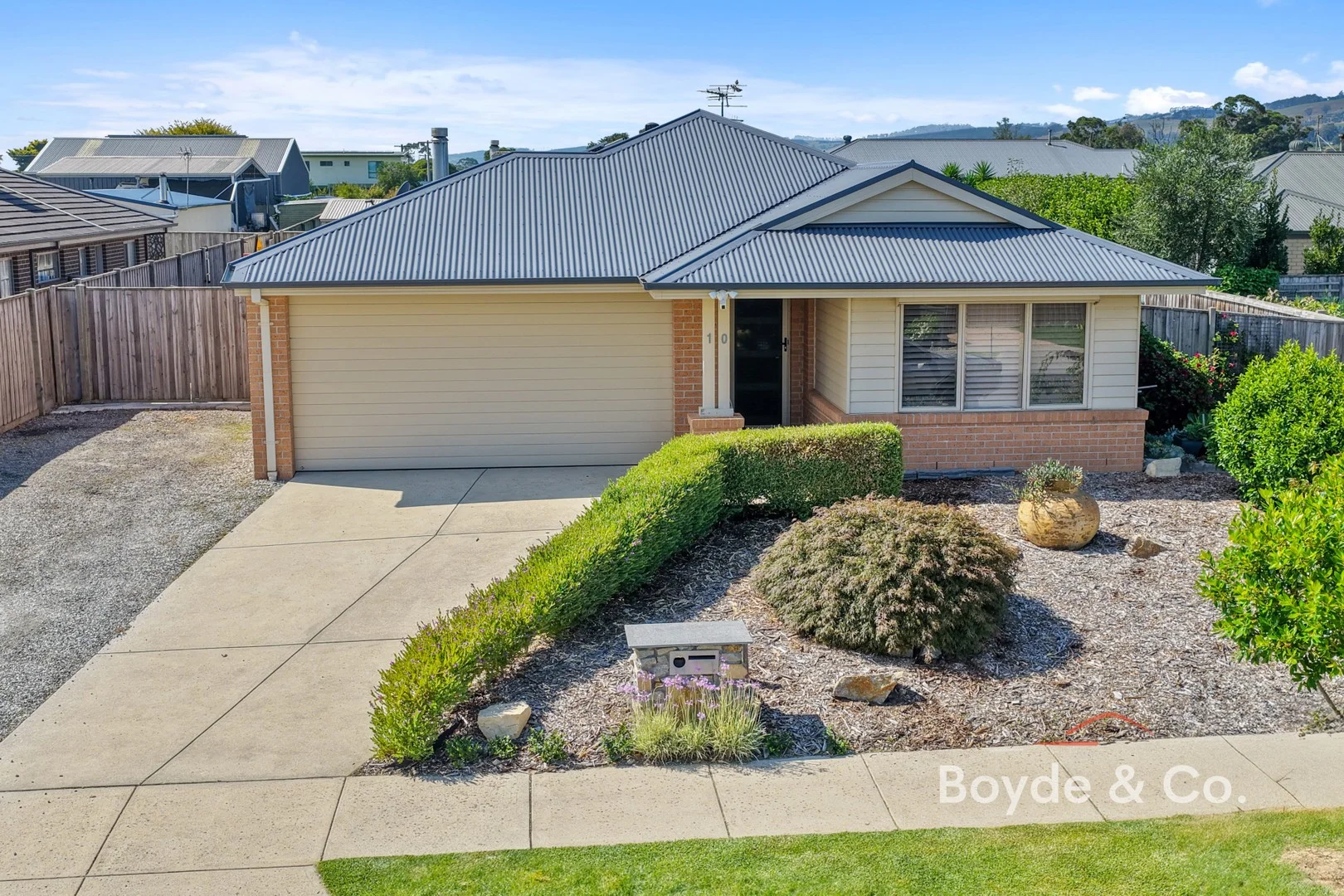 10 Linnea Drive, Yarragon VIC 3823