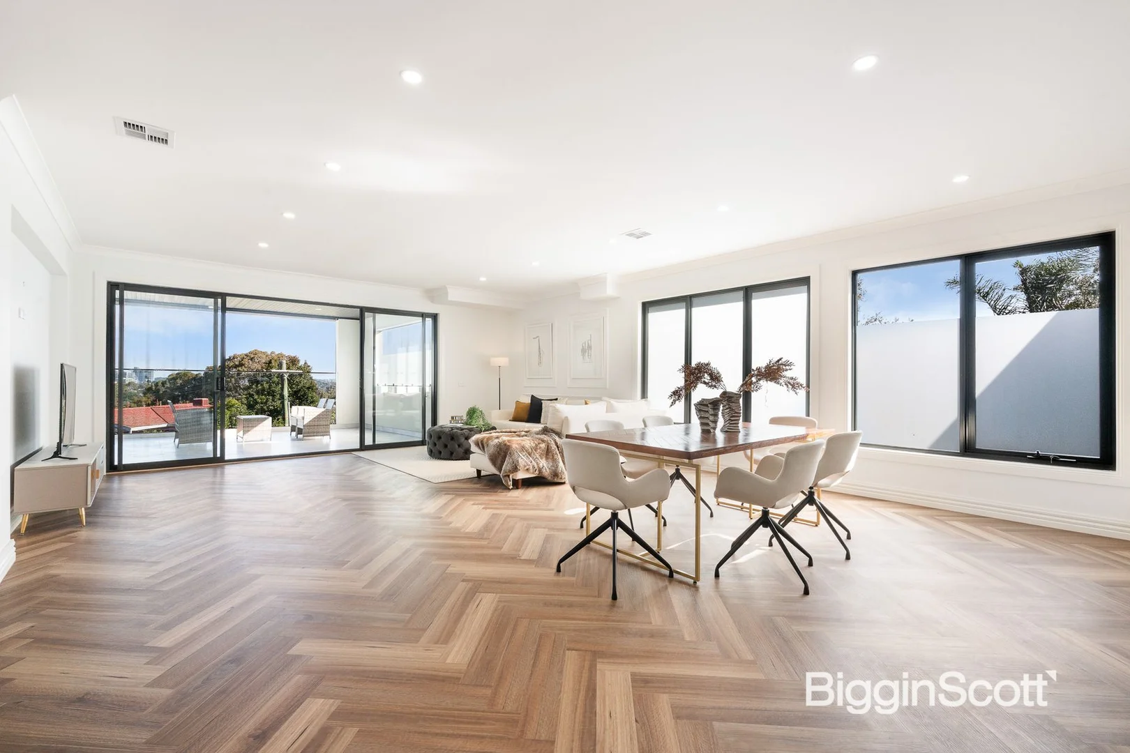 Additional image 8 of 6 Moselle Court, Doncaster VIC 3108