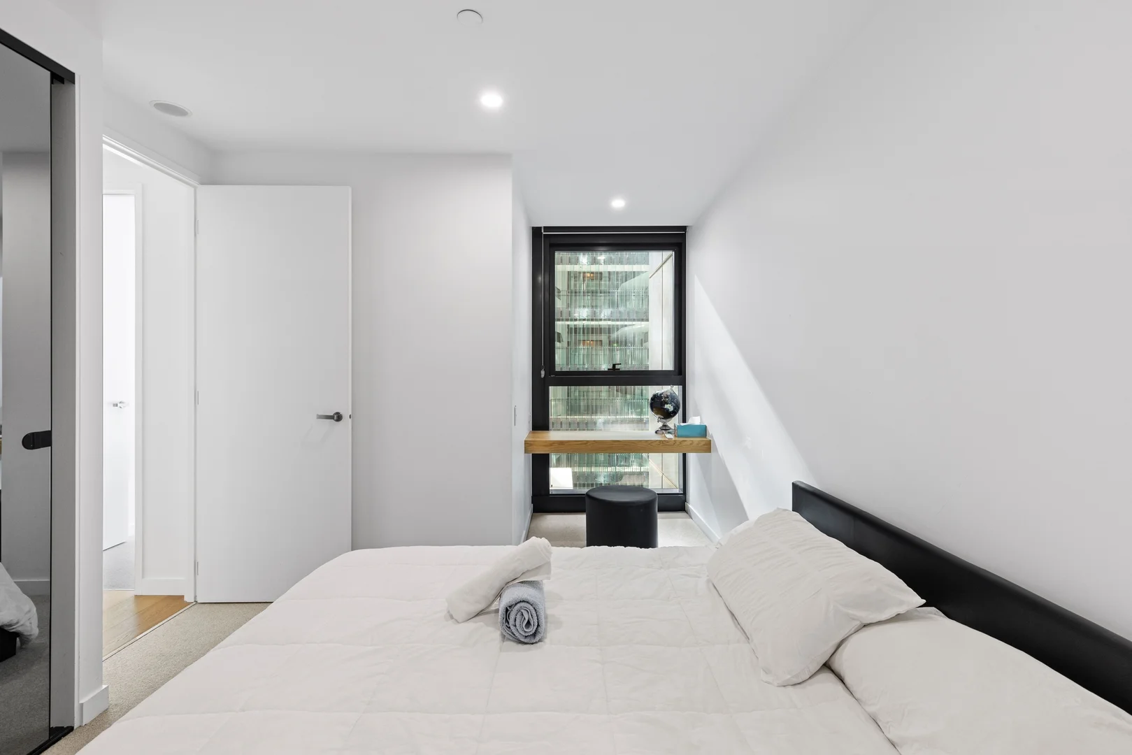 Additional image 5 of 2003/3 Young Street, Box Hill VIC 3128
