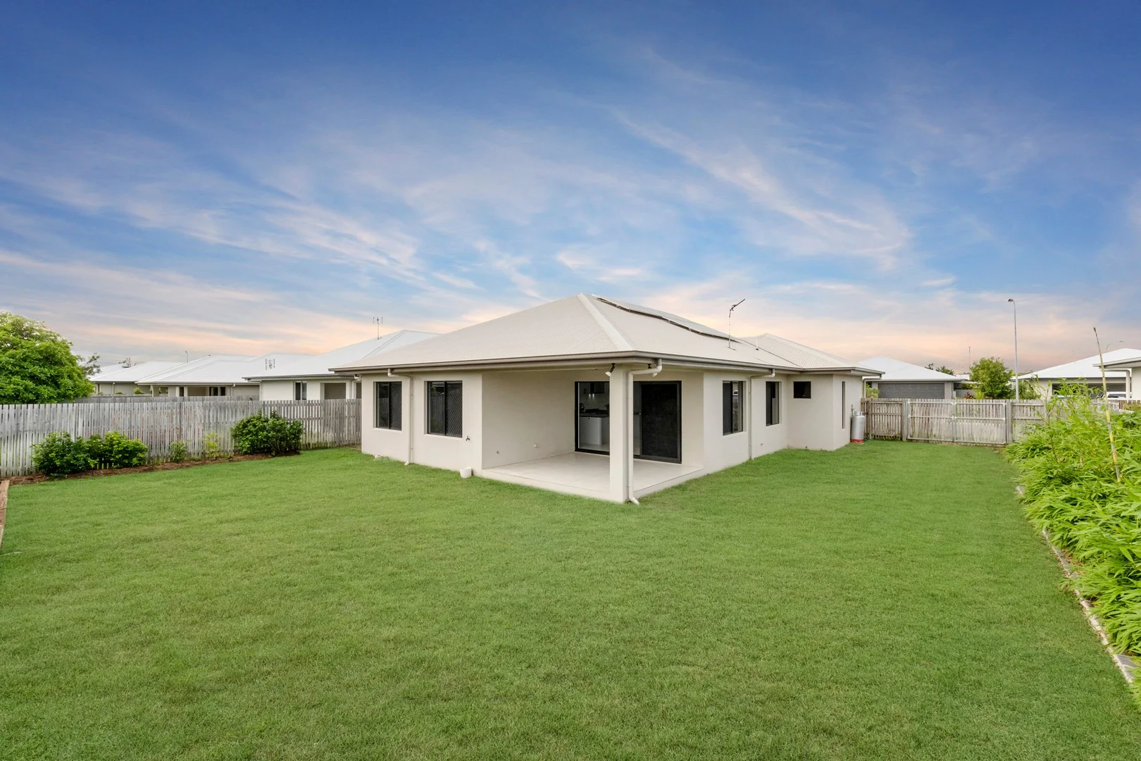 Additional image 9 of 3 Coowarra Court, Mount Low QLD 4818