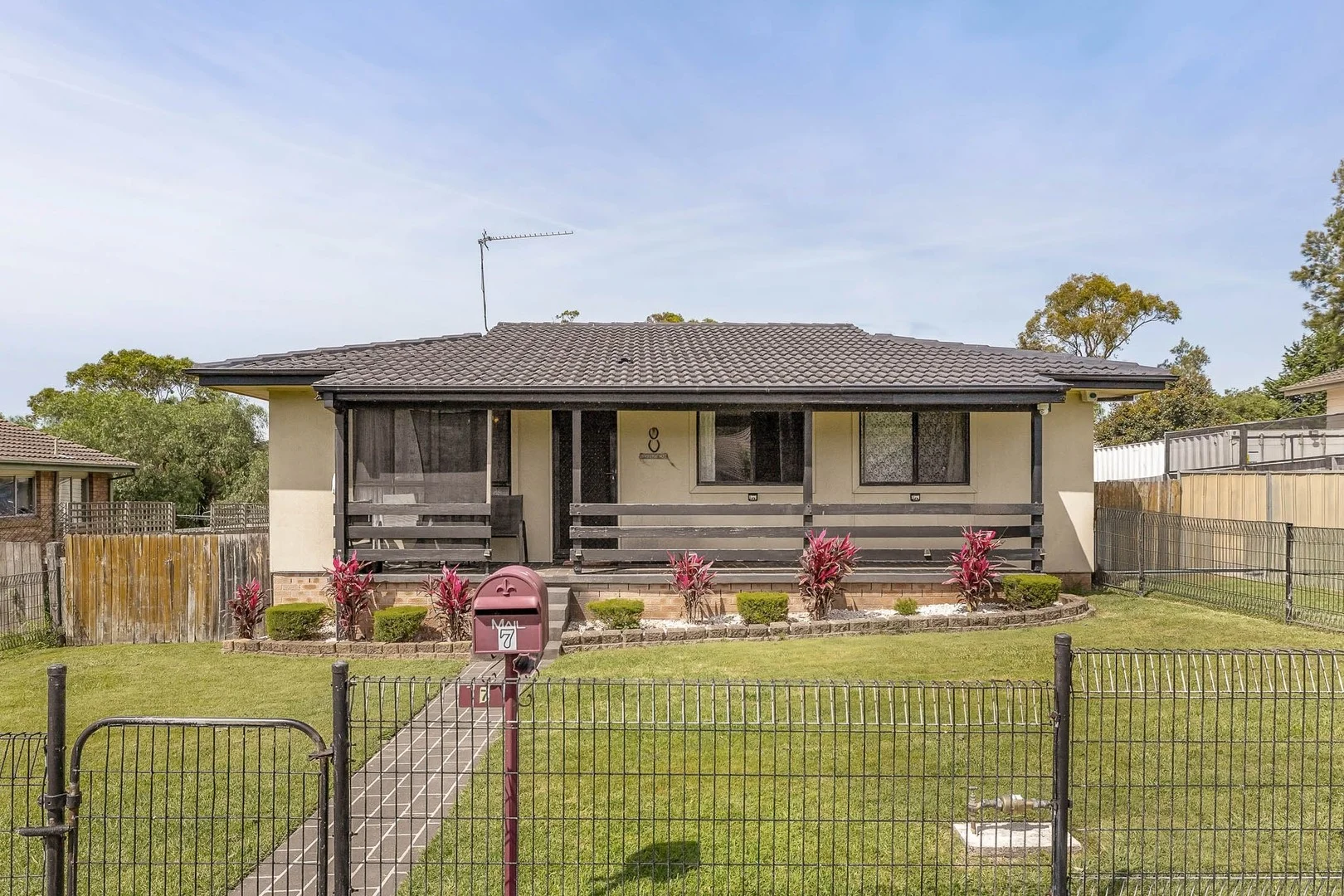 7 Carrington Street, Barrack Heights NSW 2528