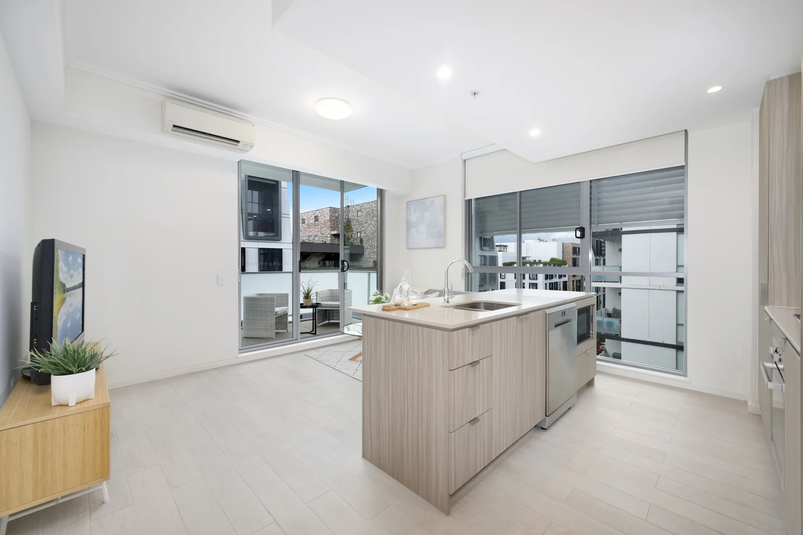 D820/1-39 Lord Sheffield Circuit, Penrith NSW 2750