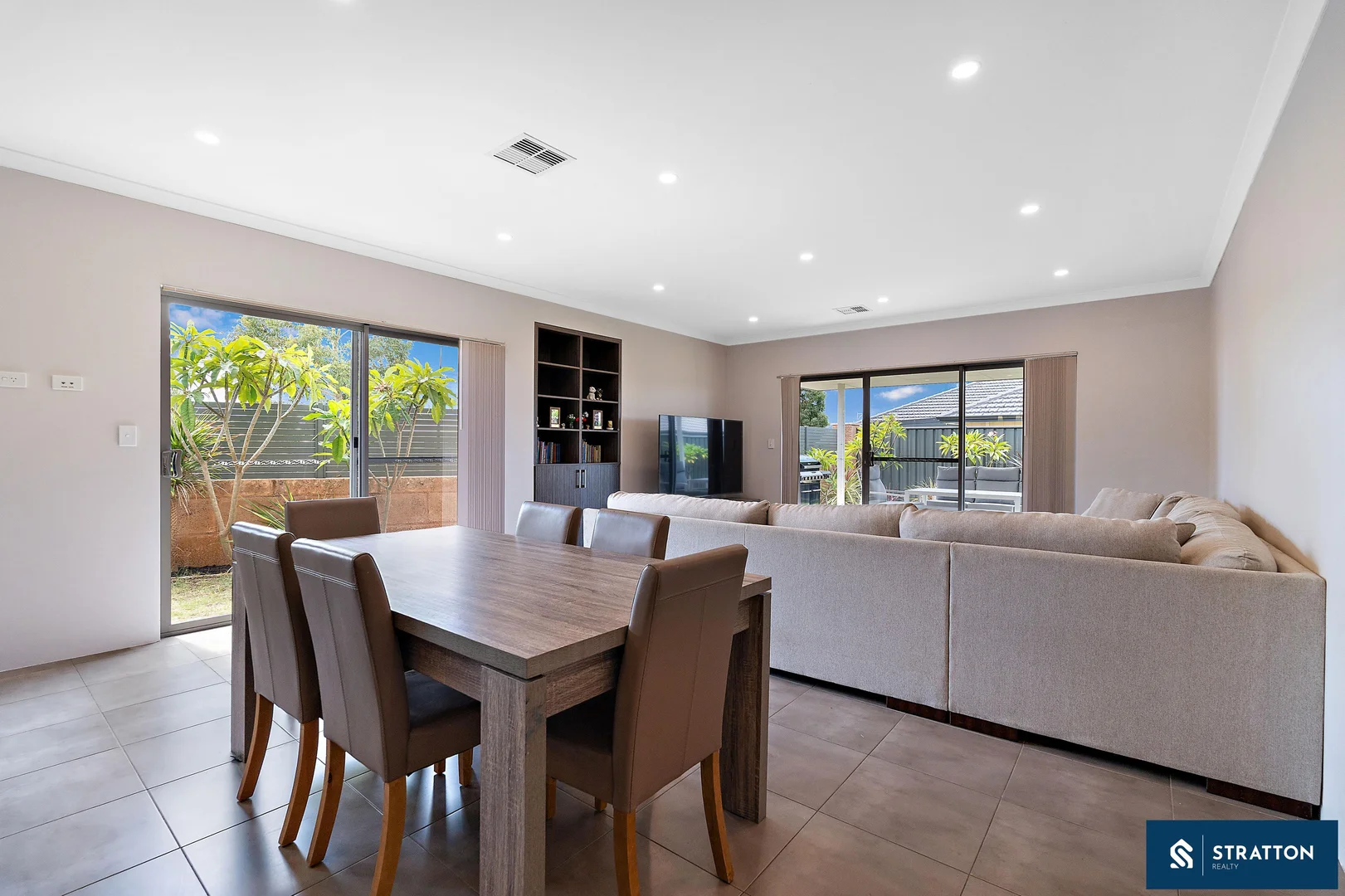 Additional image 10 of 2 Plavin Street, Piara Waters WA 6112