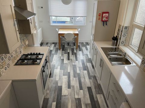 Penbryn Terrace, Brynmill, Swansea SA2