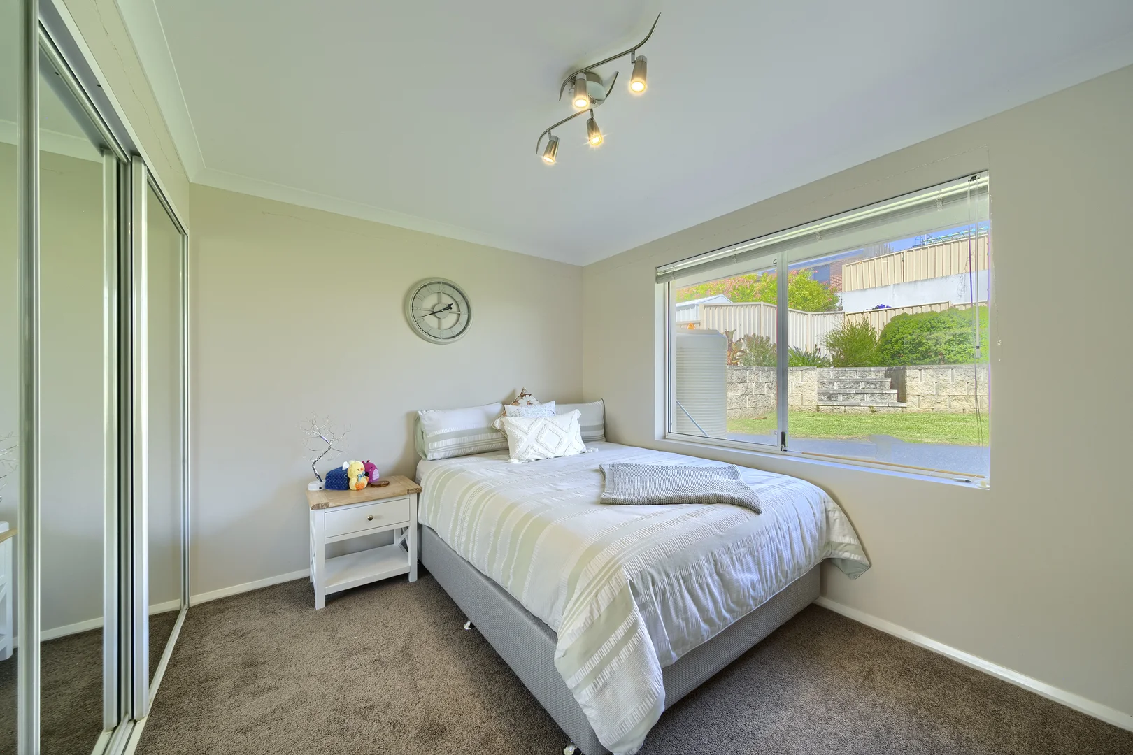 Additional image 15 of 4 Pyrus Gardens, Yakamia WA 6330