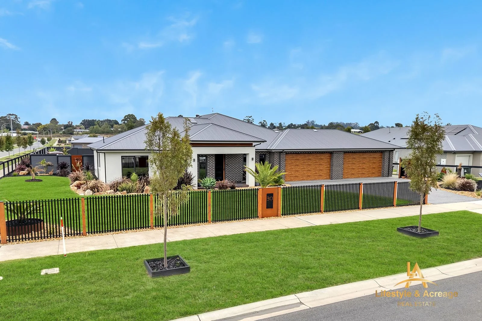 Additional image 3 of 30 OAKMONT DRIVE, Drouin VIC 3818